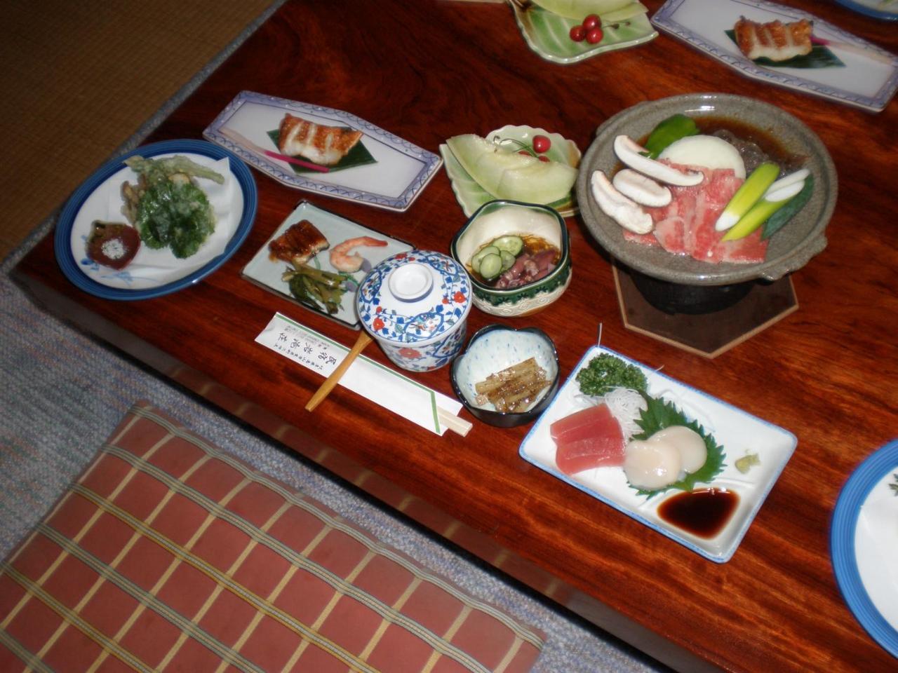 Iwatakiso Hotel Takayama  Eksteriør billede