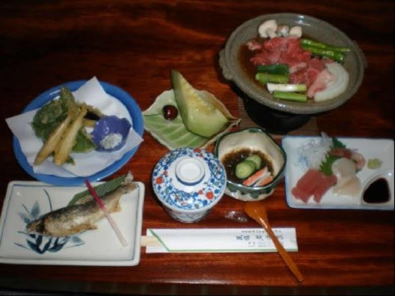 Iwatakiso Hotel Takayama  Eksteriør billede